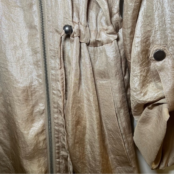 Anthropologie Champagne Anorak Lightweight Metallic Jacket Women’s Size Small - Picture 4 of 12